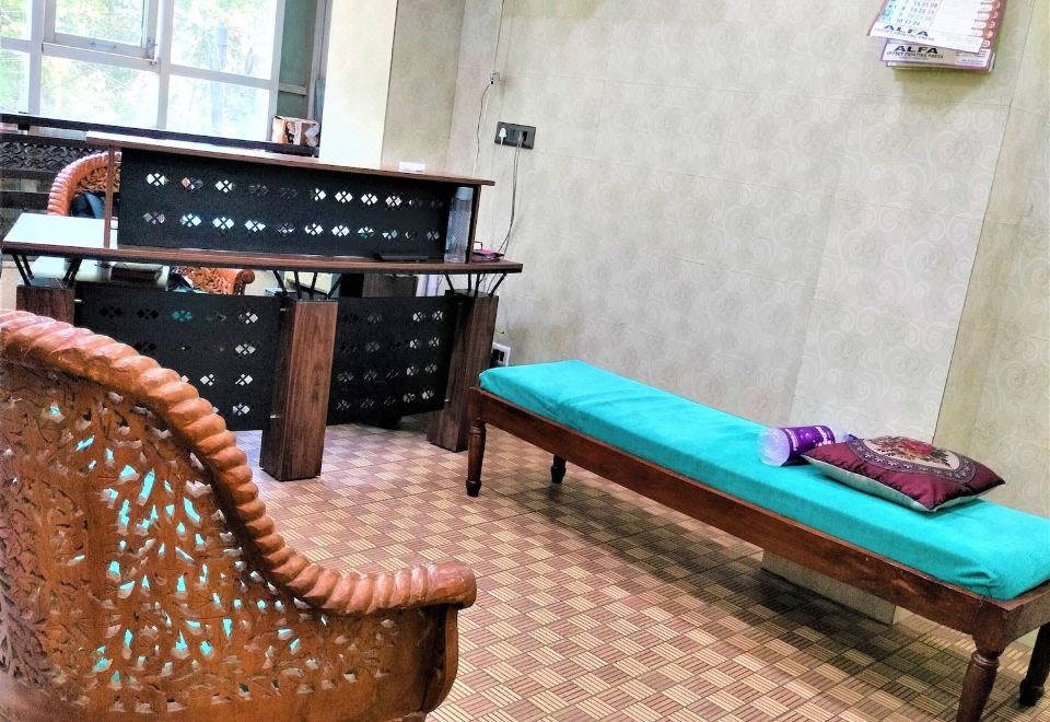 2. 샤밈 레지던시 ..