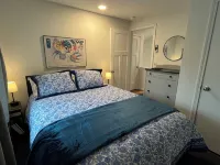 Stay at this charming one bedroom cottage and enjoy exploring the Finger Lakes.