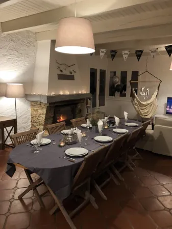 Large house in the countryside Отели рядом с достопримечательностью «Massif des Maures»