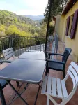 Charming, cheap apartment in picturesque Maures village