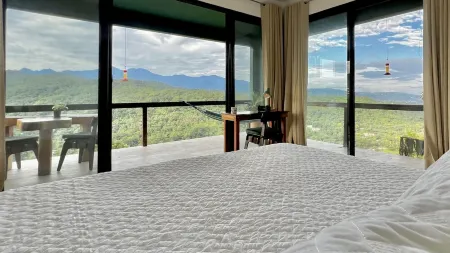 Lionfish Cottage , Peaceful Retreat with Pool, Ocean & Mountain Views