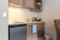 Studio 26 - One Bedroom with Pool Hotels in Cardrona