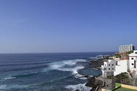 An apartment by the sea with views and much more Отели в г. Punta del Hidalgo