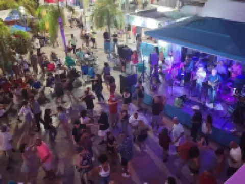 HighTide Guesthouse Hoteles en Parguera