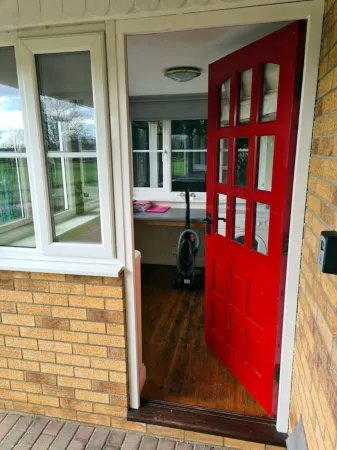 Elderflower Cottage, fresh countryside bungalow 1.5 miles from historic Stamford