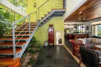 Outstanding ocean view, 4 bdr, jungle villa!