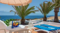 REYES Natur - Villa on the seafront