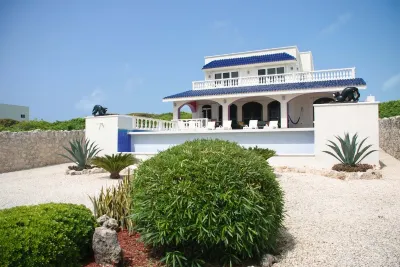 Casa De Jaguar, Most Photographed Home on the Island