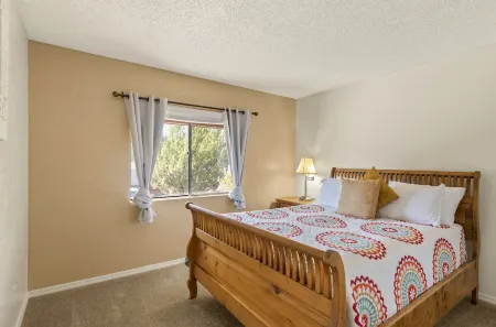 Beautiful Southwestern Sedona Condo with Views