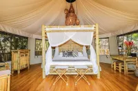 WAVEFRONT BAMBOO GLAMPING PARADISE