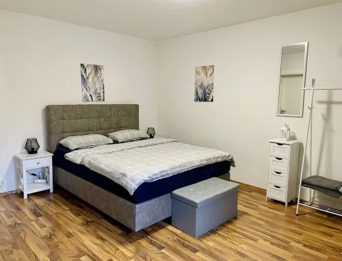 EasyStay#1 Cozy studio near the clinic, with Netflix, kitchen & bathroom