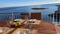 Impressive apartment with a balcony to the sea - Wifi
