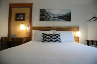 Cozy 1Bed/1BA Hotel Room/AC/UG Parking/Gym