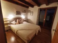 Cozy vacation apartment with lake view, quiet location - Kitchens