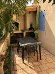 Small haven of peace 250m from the beach of carry le rouet