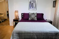 River View by the Border, stylish cozy centrally located in downtown St Stephen!