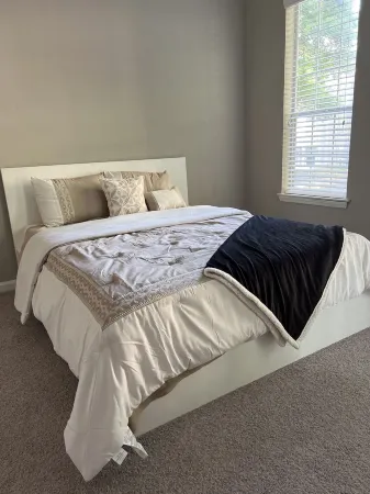 Cozy Calm & Modern Apartment In The Heart of Buckhead, Atlanta