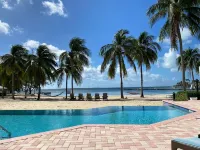 "Tortuga Kai" - 2 BR Oceanfront Condo At Kaibo, Grand Cayman - Pools