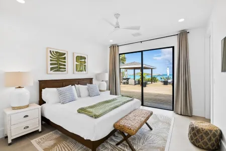 23Exuma | 5 Luxurious Bedrooms Each w/Private Bath | on Best Beach | Heated Pool Отели в г. Moore Hill