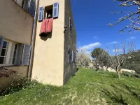 Pigna: Charming village house, 5 km from the sea, vaulted and whitewashed