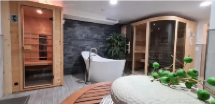 Moderne 3 Zimmer Wohnung Panorama mit Großem Balkon für 4P. + Wifi und Parkplatz