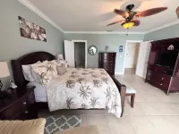 Gorgeous 3BR Oceanfront Villa - Amazing Views of Turquoise Water