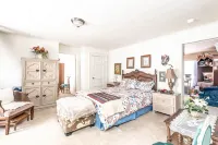 Granny's Place -  Historic Country Cottage- PET FRIENDLY! Hotels in Burke County