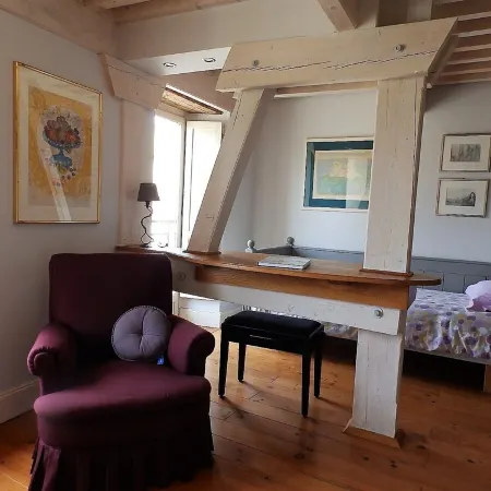 Beautiful stone house "country chic", private heated pool, play area Hôtels à : Membrey