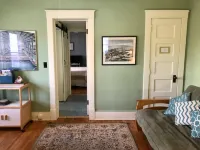 Lovely Uptown Mpls apartment!