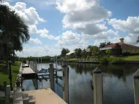 Casa De La Wren - Luxury Home - Pristine Condition - Waterfront. Heated Pool Hotels in Punta Gorda