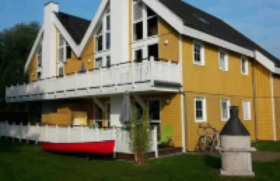 Apartment Direkt am Scharmützelsee, Ladestation für E-autos Privater Gastgeber โรงแรมใน