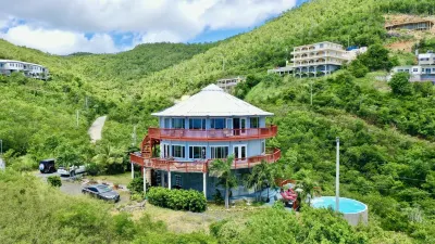 Breathtaking Panoramic Views Of The Caribbean Sea From This Luxury Villa Các khách sạn ở 