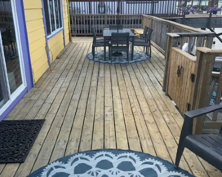 Welcome to the Ocean Front Cowibbean Cottage Hotels in Cowichan Bay