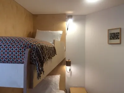 SOBRE RIBAS 2|12. 10AApartment with two bedrooms and small patio