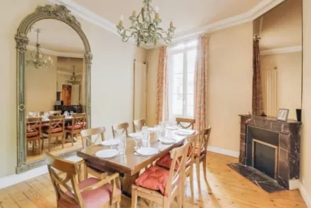 Residence Regina Cauterets <br>large apartment in the center of town