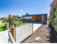 Large & cosy mid century modern Mountain luxury