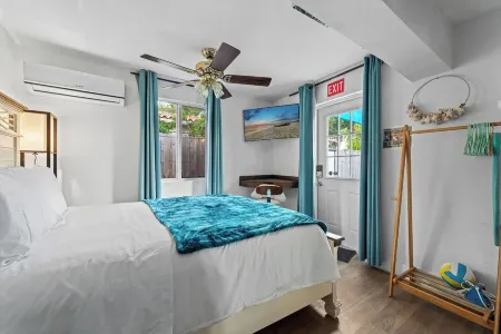 4BR Volley ball, minigolf, bowling, private beach, ping pong, arcade games &more