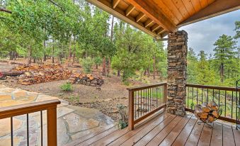 Fire Pit, Deck & Grill: Serene Prescott Cabin!