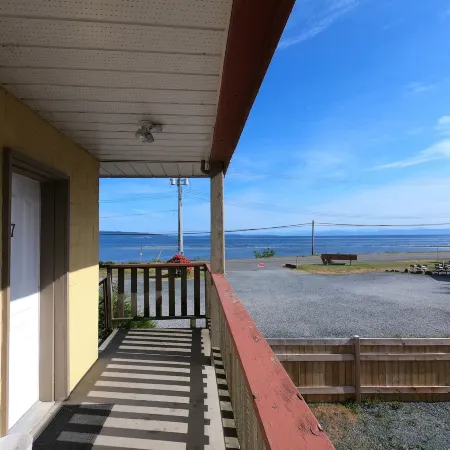 Qualicum Bay Resort