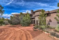 Private Patio & Red Rock Views: Sedona Apt! - Spa