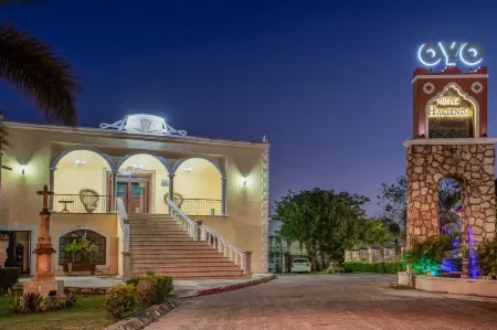 Hotel Hacienda Sánchez Отели рядом с достопримечательностью «Convent de San Bernardino de Siena»