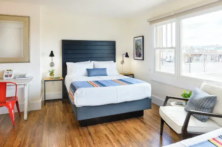 Sherman Lodge Отели в г. Калиспелл