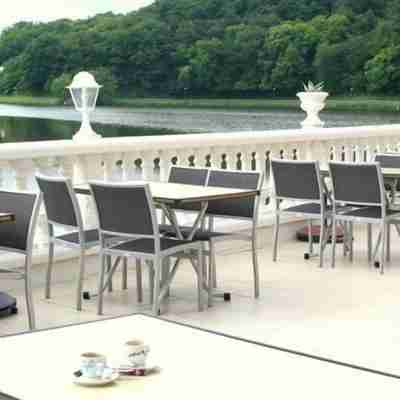 Logis Hôtel le Moulin Neuf Dining/Meeting Rooms