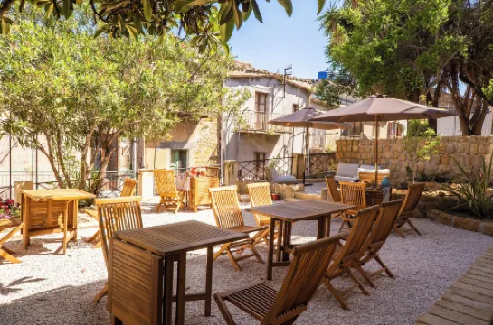 วิลลา อโมโรโซ - ออสปิตาลิตา เมดิเตอร์ราเนีย