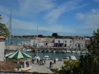 Le Mole (Appartements et Chambres) Hotels in La Flotte