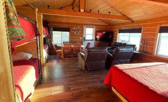 Alaskan Suites