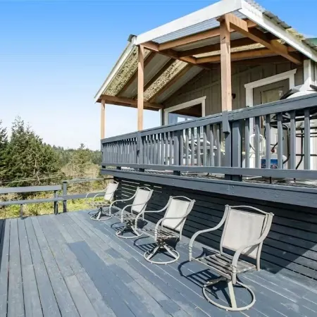 Deer Harbor Cottages