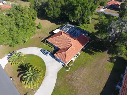 Stylish Pool Close to Withlacoochee Bike Trail 3 Bedroom Home by Redawning - Balkoner