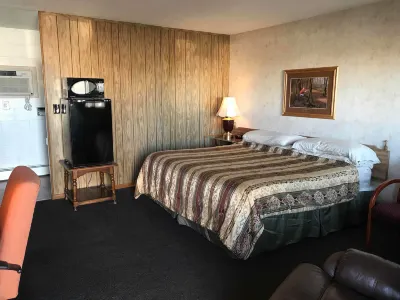Paintbrush Motel فنادق في ريفرتون