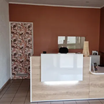 Cit'Hôtel le Quai 9